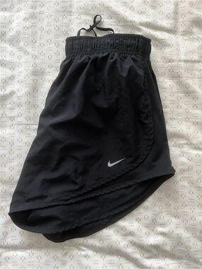 Black Nike Shorts